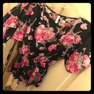 Silky blouse flare sleeves/ fitted elastic waist